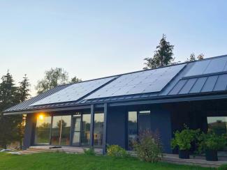 Perfect solar panels for households, sustainable, long lasting and beatiful