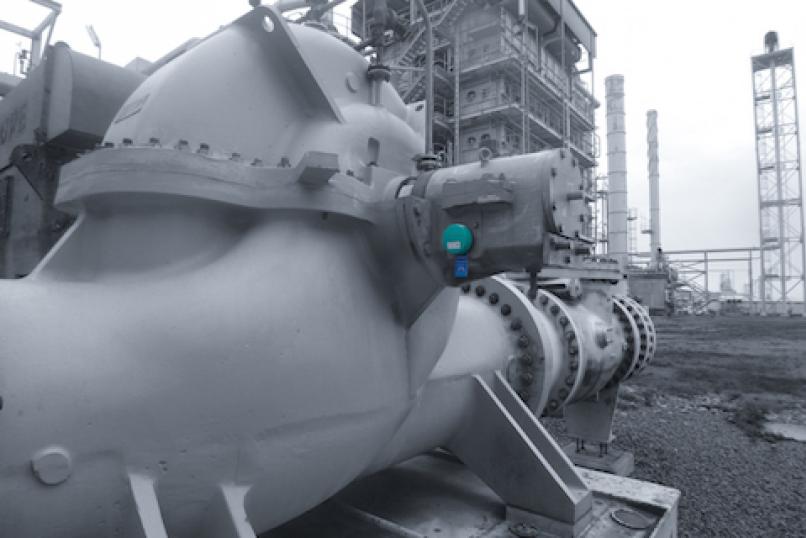 Oil_Gas_Technology_Innovation_Internet_IoT_Smart_condition_monitoring_FitMachine_Movus_Outdoor_EX